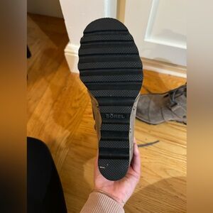 Sorel Snow Wedge Sz 8 Never Worn! Only Worn to try on.
